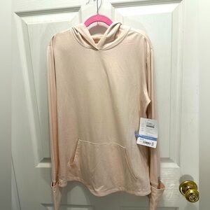 Girls’ Athleta Uptempo Top NWT